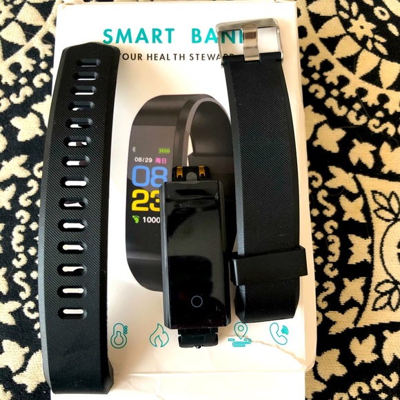Smart band brand new in box - Picture 1 of 6